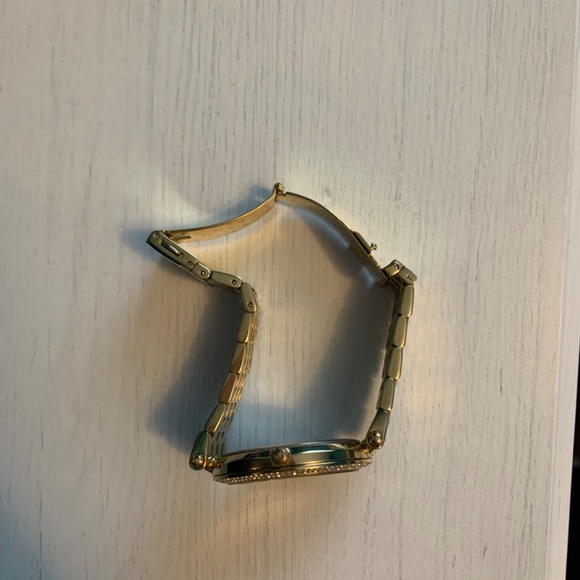 Watches - Picture 7 of 16